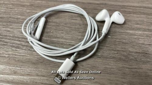*APPLE EARPODS WITH LIGHTING CONNECTOR A1748 / NO SOUND FROM RIGHT EAR / GOOD CONDITION