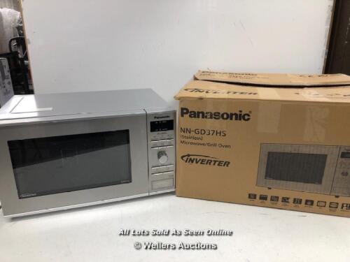 *PANASONIC GRILL MICROWAVE (NN-GD37HSBPQ) / POWERS UP / SIGNS OF USE