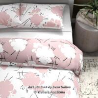 *HASHTAG HOME CARBONELL DUVET COVER SET SIZE: KING, COLOUR: BLUSH PINK / RRP: £23.99 / TO BE COLLECTED FROM HOMESTEAD FARM / NEW / OPEN PACKAGE [2975]