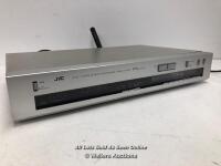 JVC T-X6 AM/FM QUARTZ SYNTHESIZER STEREO TUNER / POWERS UP