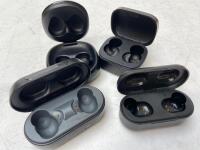 *BAG OF X4 EARBUDS CHARGER CASES INCL. JVC, MIXX, SKULLCANDY AND ENACFIRE ( ONLY CHARGER CASES )