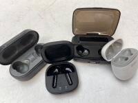 *BAG OF X4 EARBUDS CHARGER CASE INCL. SKULLCANDY, SOUNDPEATS, ODEC ( ONLY CHARGER CASES )