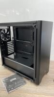 *CORSAIR CARBIDE SERIES 275R PC CASE / WITH BOX / APPEARS NEW, MISSING SIDE PANNEL