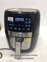 *GOURMIA AIR FRYER / POWERS UP / USED