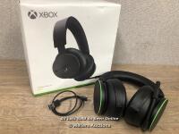 *MICROSOFT XBOX WIRELESS STEREO HEADSET / POWERS UP, BLUETOOTH CONNECTS AND PLAYS MUSIC, SNAPPED MIC, SIGNS OF USE