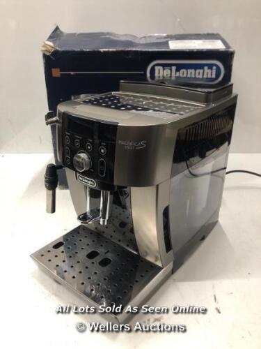 *DELONGHI MAGNIFICA SMART BEAN TO CUP COFFEE MACHINE/SOME SIGNS OF USE/POWERS UP/