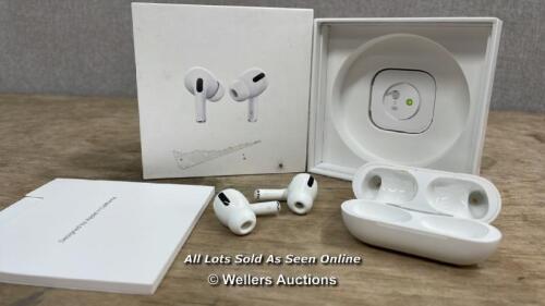 *APPLE AIRPODS PRO WITH MAGSAFE CHARGING CASE (MLWK3ZM/A) / POWERS UP / CONNECTS & PLAYS MUSIC / SEE IMAGES FOR SERIAL & WARRANTY INFO / WITH BOX & CABLE