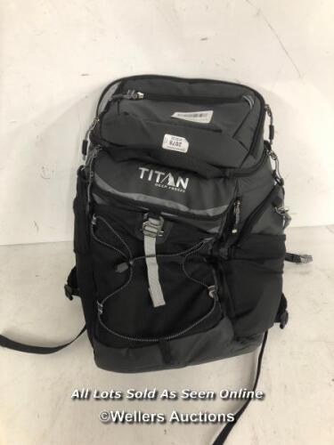 *TITAN DEEP FREEZE® 26 CAN BACKPACK COOLER / MINIMAL SIGNS OF USE