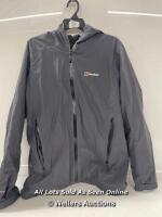 *BERGHAUS PRE-OWNED JACKET SIZE: XL