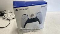 *SONY CFI-ZCT1W PLAYSTATION DUALSENSE WIRELESS CONTROLLER / APPEARS IN GOOD CONDITION / NOT FULLY TESTED / MAY NEED A CHARGE UP