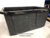 *102L STORAGE TOTE / SIGNS OF USE / NO LID / CRACKED RIM