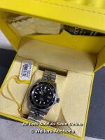 *INVICTA PRO DIVER GENTS WATCH / NOT RUNNING MAY REQUIRE NEW BATTERY/ HAS SOME SMALL SCRATCHES