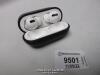 *APPLE AIRPODS PRO / A2190 / SERIAL: GX8DXHLV0C6L INCL. CASE / CONNECTS TO BLUETOOTH & APPEARS FUNCTIONAL