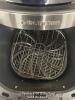 *GOURMIA 6.7L DIGITIAL AIR FRYER / POWERS UP / SIGNS OF USE - 3