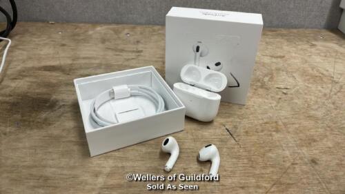 *APPLE AIRPODS 3RD GEN WITH MAGSAFE CHARGING CASE (MME73ZM/A) / WITH CABLE / CONNECTS TO BLUETOOTH AND PLAYS MUSIC / MINIMAL SIGNS OF USE