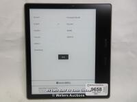*AMAZON KINDLE OASIS 2 / 9TH GENERATION / CW24WI / POWERS UP & APPEARS FUNCTIONAL