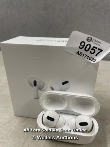 *APPLE AIRPODS PRO WITH MAGSAFE CHARGING CASE (MLWK3ZM/A) / POWERS UP / CONNECTS TO BLUETOOTH / PLAYS MUSIC