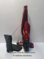*AEG CX7-2-45AN ANIMAL CORDLESS 2-IN-1 VACUUM / POWERS ON / SIGNS OF USE