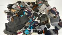*QTY. OF NEW MIXED SOCKS, MOSTLY GENTS INCL. PUMA, WEATHERPROOF AND GREEN TREAT