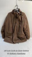 *HUNTER-OUTDOOR BRITISH LIFESTYLE PRE-OWNED JACKET SIZE: XL