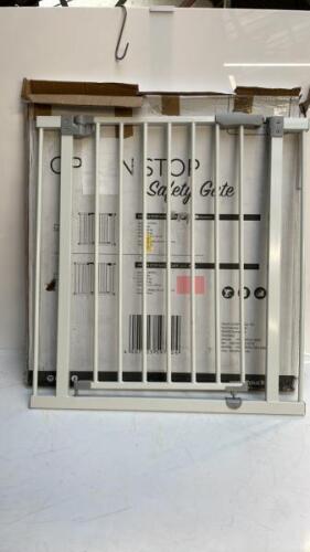 *HAUCK OPEN'N STOP SAFETY GATE / NEW / OPEN BOX