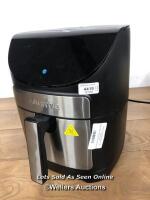 *GOURMIA 6.7L DIGITIAL AIR FRYER / POWERS UP / SIGNS OF USE