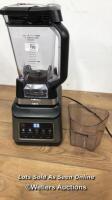 *NINJA BN800UK KITCHEN SYSTEM BLENDER / MINIMAL SIGNS OF USE / POWERS UP, NOT FULLY TESTED / WITHOUT BOX