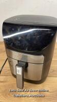 *GOURMIA 6.7L DIGITIAL AIR FRYER / POWERS ON/ CONTROL PANEL LIGHTS NOT WORKING/SIGNS OF USE