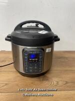 *INSTANT POT DUO GOURMET 9-IN-1 MULTI-PRESSURE COOKER / POIWERS UP, SIGNS OF USE