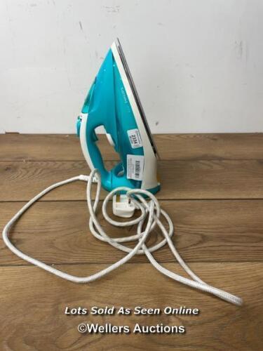 *PHILIPS GC4537/76 AZUR IRON / POWERS ON AND HEATS UP, SIGNS OF USE