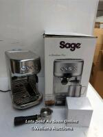 *SAGE SES500BSS BAMBINO PLUS COFFEE MACHINE, SILVER / POWERS UP / SIGNS OF USE / OPEN BOX