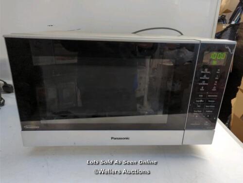 *PANASONIC NN-SF464MBPQ MICROWAVE / POWERS UP / APPEARS FUNCTIONAL / SIGNS OF USE / NEEDS A CLEAN / NO BOX