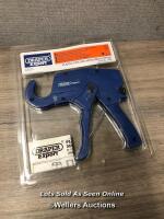 DRAPER EXPERT PLASTIC PIPE AND MOULDING CUTTER / NEW