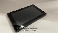 *AMAZON FIRE HD 7 / 4TH GEN / SQ46CW / POWERS UP & APPEARS FUNCTIONAL / CRACKED SCREEN [LOCATION: E]