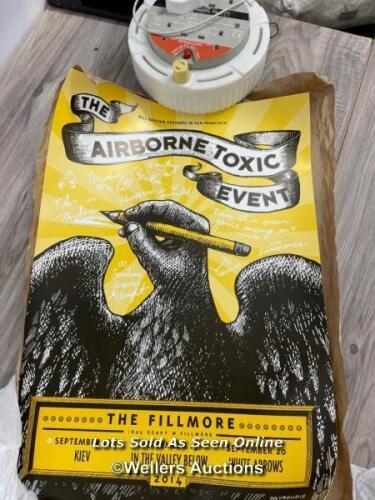 * THE AIRBORNE TOXIC EVENT FILLMORE POSTER SEPTEMBER 18, 19, 20, 2014 / STAFF REF: D [LQD274]
