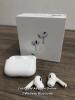 *APPLE AIRPODS PRO (2ND GEN) / MQD83ZM/A / MAGSAFE CHARGING CASE WITH LANYARD LOOP / POWERS UP, CONNECTS TO BLUETOOTH, LEFT EAR NOT WORKING