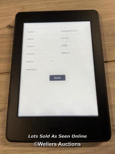 *AMAZON KINDLE PAPERWHITE / DP75SDI / POWERS UP & APPEARS FUNCTIONAL / STAFF REF: C [219-02/01]