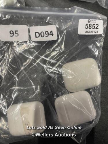 *X3 APPLE AIRPODS CHARGING CASES A1602 (ONLY CHARGING CASESS) / BLUETOOTH CONNECTION NOT TESTED / STAFF REF: C [95-02/01]
