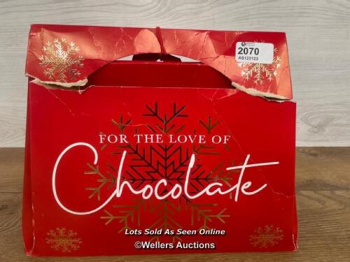 *FOR THE LOVE OF CHOCOLATE GIFT SET / OPEN BOX