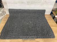 *MULTY HOME HEAVY DUTY MAT / SIGNIFICANT SIGNS OF USE / RIPPED
