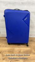 *AMERICAN TOURISTER ZAKK LARGE HARDSIDE SPINNER CASE / SIGNS OF USE / HANDLE AND WHEELS IN GWO / ZIP BROKEN(SEE IMAGES) / COMBINATION UNLOCKED