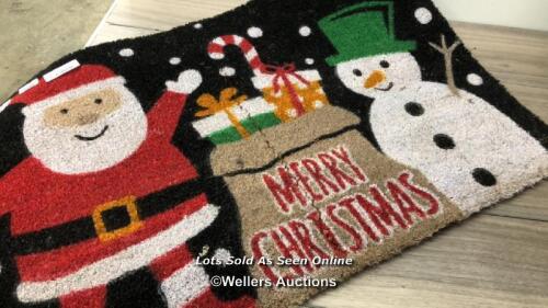 *CHRISTMAS MAT (60 X 90CM) / APPEARS NEW, BUT WITH A SPLIT DOWN THE MIDDLE
