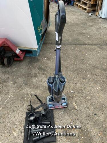 *SHARK ICZ160UK CORDLESS UPRIGHT VACUUM CLEANER / POWERS UP / SIGNS OF USE