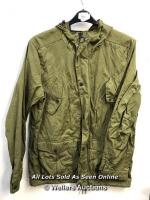 *GENTS NEW O'NEIL GREEN HOODED JACKET - M