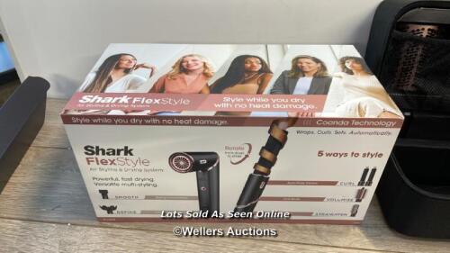 *SHARK HD440UK FLEXSTYLE AIR STYLER & / MINIMAL IF ANY SIGNS OF USE/POWERS UP
