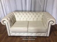 *CHESTERFIELD STLYE 2 SEATER WHITE SOFA, 75CM (H) X 166CM (W) X 86CM (D), LIGHT PINK STAIN ON THE TOP / ITEM LOCATION: BRISTOL (BS35), FULL ADDRESS WILL BE GIVEN TO WINNING BIDDER