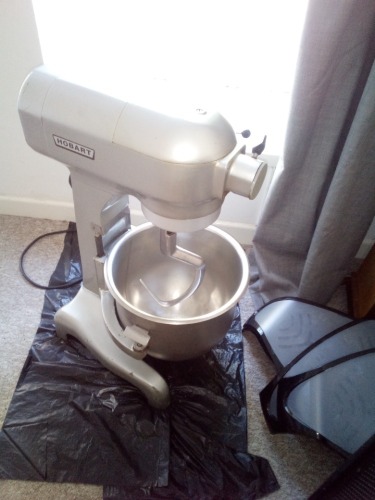 *HOBART A200 MIXER (COLLECTION FROM SO24, EXACT DETAILS WILL BE GIVEN TO THE WINNING BIDDER)