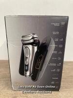 *BRAUN SERIES 9 PRO 9477CC WET & DRY SHAVER WITH 5-IN-1 SMARTCARE CENTER / NEW