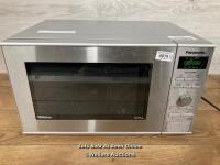 *PANASONIC GRILL MICROWAVE (NN-GD37HSBPQ) / SIGNS OF USE, POWERS UP NOT FULLY TESTED