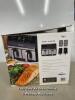 *SUR LA TABLE AIR FRYER WITH X2 3.8L DRAWERS / MINIMAL IF ANY SIGNS OF USE, POWERS UP, NOT FULLY TESTED